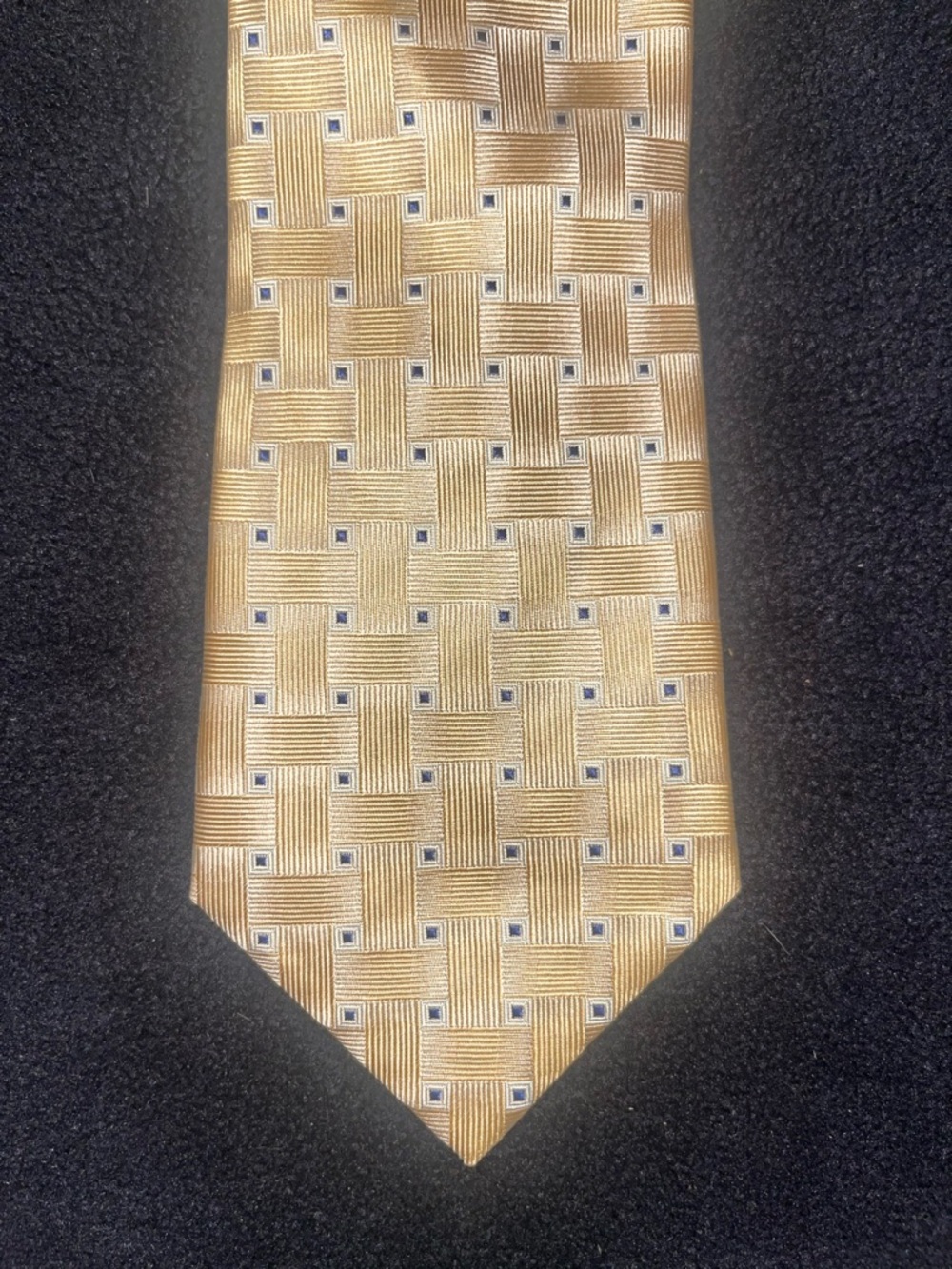 Gold Geometric Men's Tie -‎ Ivy Crew